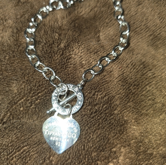 Tiffany's Heart Necklace an bracelet set - Picture 11 of 11
